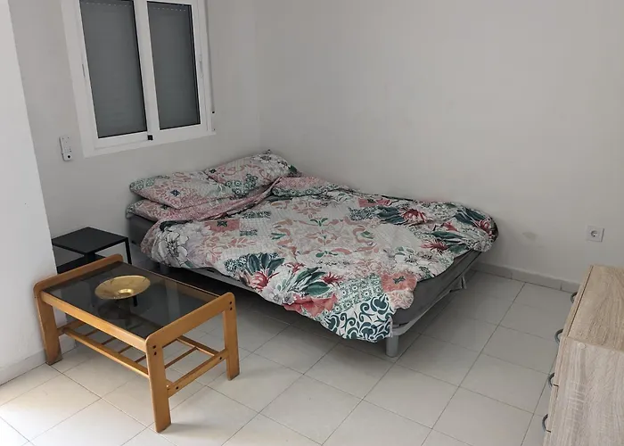 El Mirador, Villamartin, Cot To Hire, Wifi, Pool, Parking