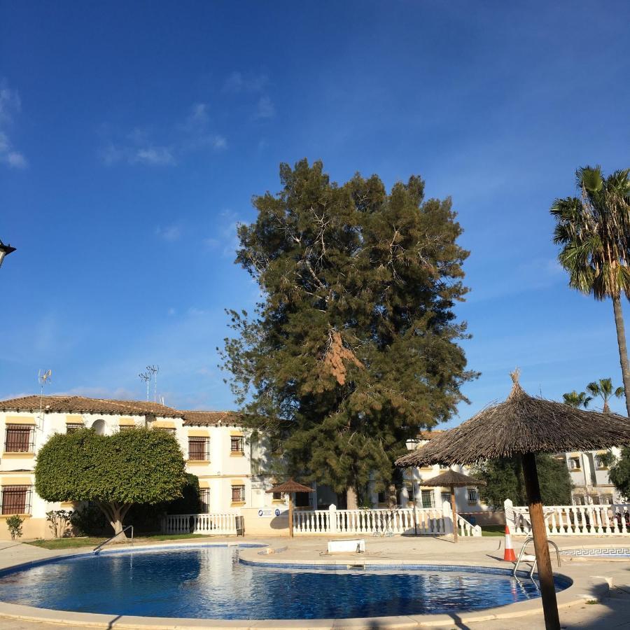 Apartment El Mirador, Villamartin, Cot To Hire, Wifi, Pool, Parking *